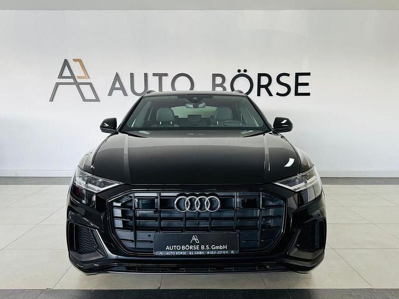 Gebraucht Audi Q8 S-Line 286 PS (210 kW) 2022 Schwarz SUV
