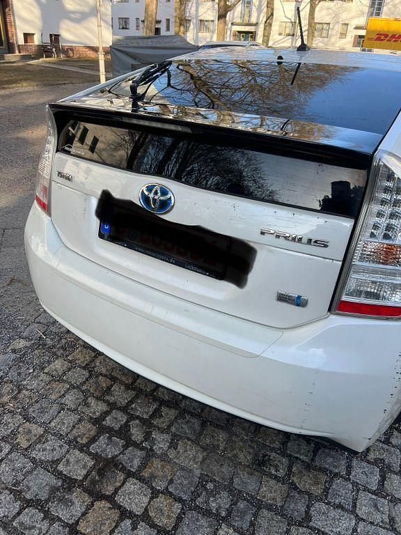 Gebraucht Toyota Prius Executive 136 PS (100 kW) 2010 Weiß Kleinwagen