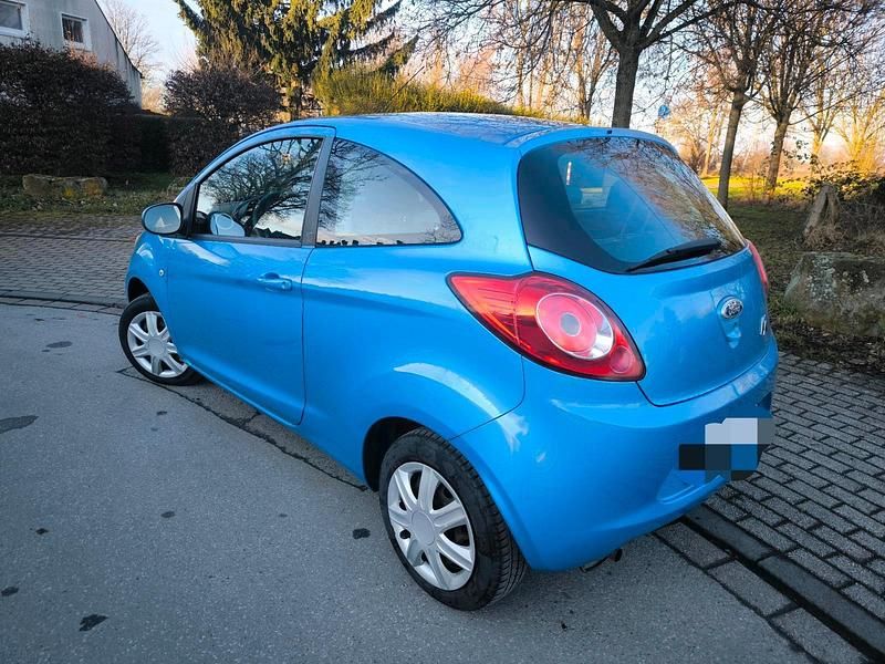 Gebraucht Ford Ka 69 PS (50 kW) 2011 Blau Kleinwagen
