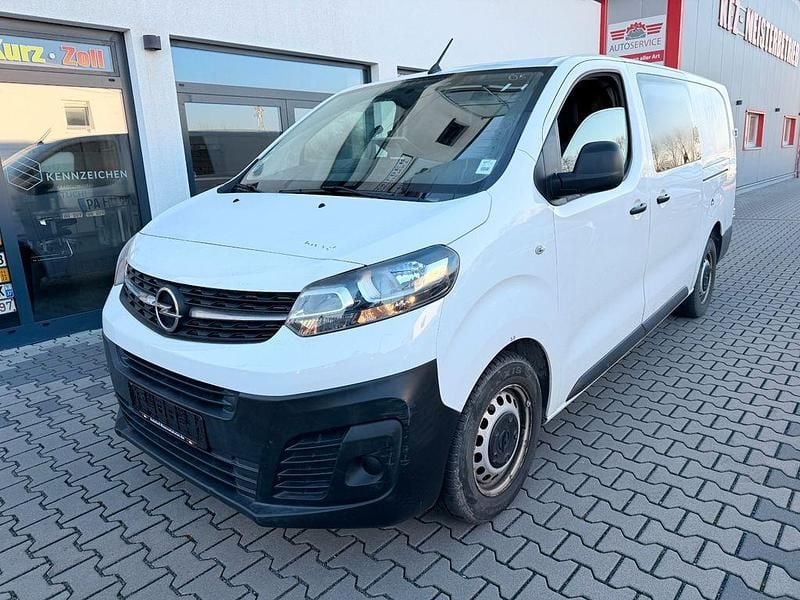 Gebraucht Opel Vivaro 102 PS (75 kW) 2021 Weiß Van / Kleinbus