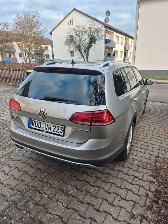 Gebraucht VW Golf Alltrack 184 PS (135 kW) 2020 Silber Kombi