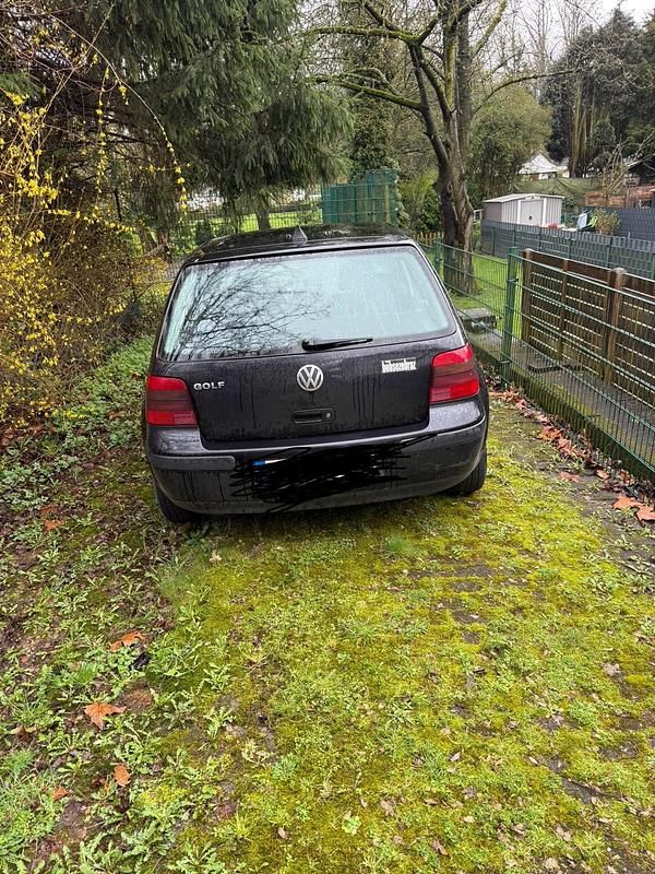 Gebraucht VW Golf IV 75 PS (55 kW) 2000 Schwarz Kleinwagen