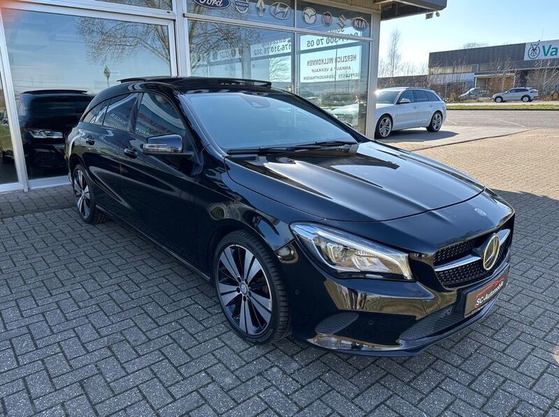 Gebraucht Mercedes CLA220 Shooting Brake 177 PS (130 kW) 2017 Schwarz Kombi