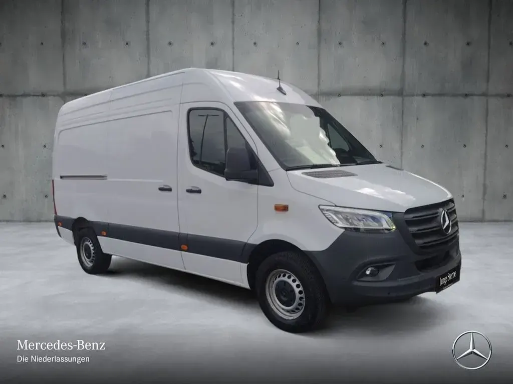 Gebraucht Mercedes Sprinter 170 PS (125 kW) 2024 Weiß Van