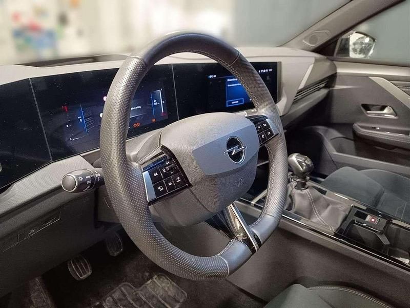 Gebraucht Opel Astra 131 PS (96 kW) 2025 Grau Kombi