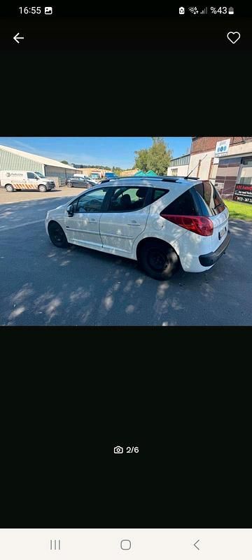 Gebraucht Peugeot 207 92 PS (67 kW) 2012 Andere farben Kombi