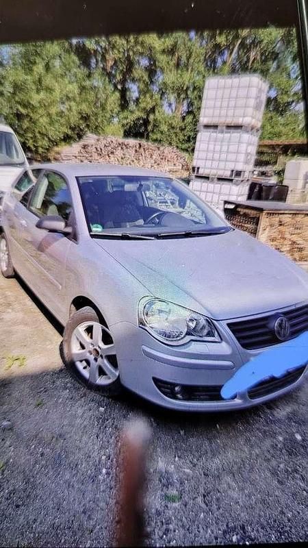 Grau Gebraucht 2009 VW Polo United Kleinwagen | 3.500 € (Fairer Preis) - Bild 1/4