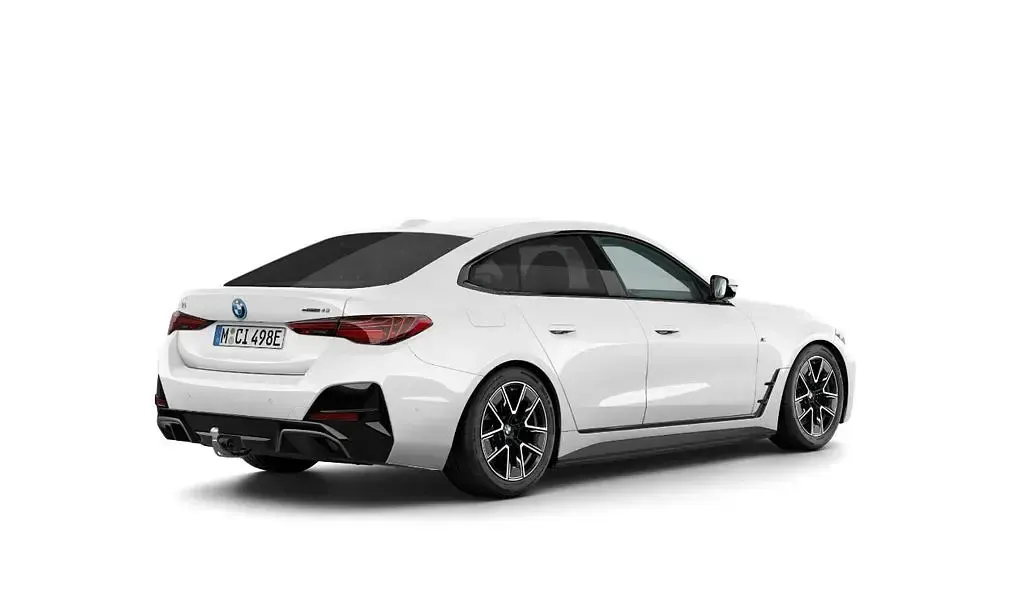 Gebraucht BMW i4 M Sport 250 kW (340 PS) 2025 Weiß Limousine