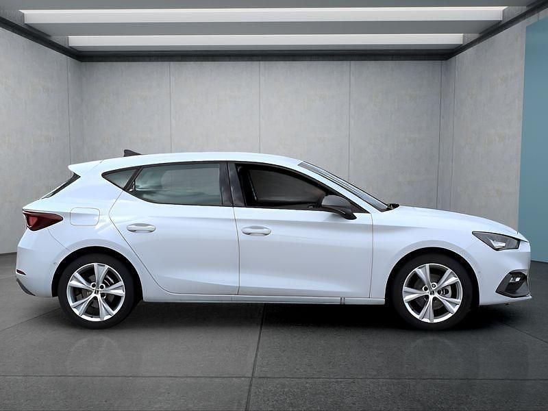 Second-hand Seat Leon FR 150 CP (110 kW) 2025 Alb Hatchback