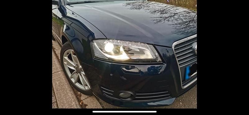 Gebraucht Audi A3 125 PS (91 kW) 2011 Blau Kleinwagen