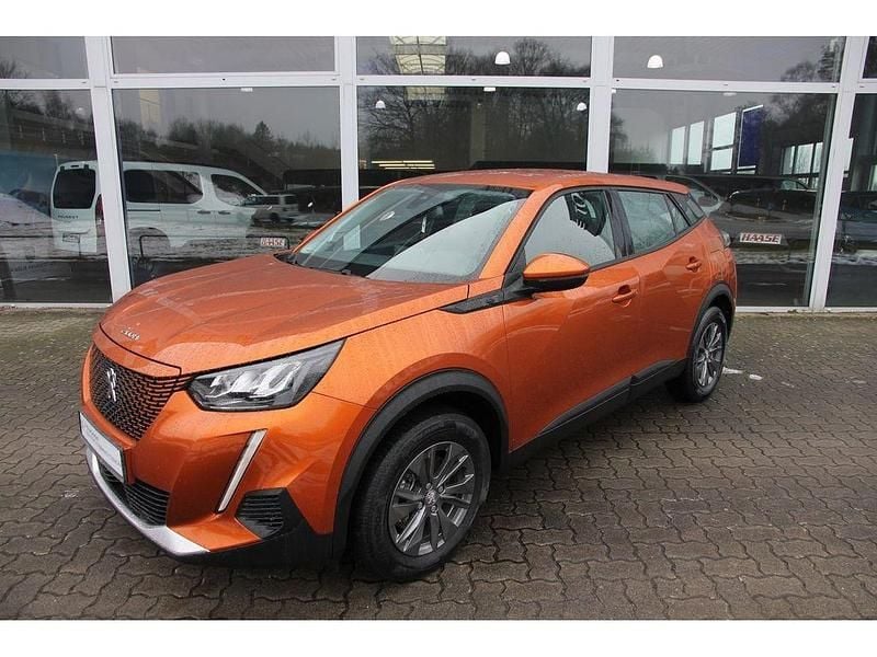 Gebraucht Peugeot e-2008 Active 100 kW (136 PS) 2021 Orange SUV