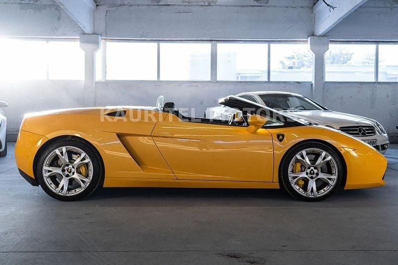 Usata Lamborghini Gallardo 519 CV (381 kW) 2006 Giallo Cabrio