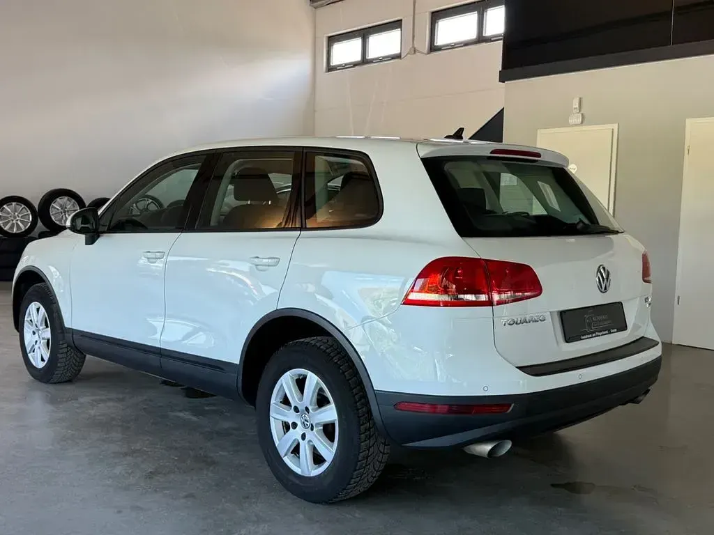 Gebraucht VW Touareg 204 PS (150 kW) 2016 Weiß SUV