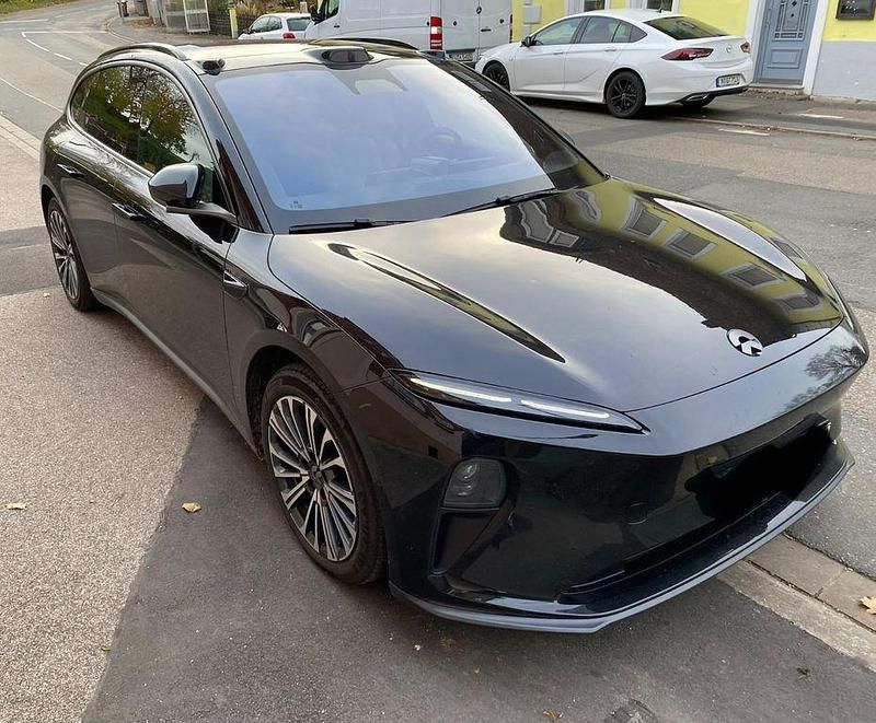 Schwarz Gebraucht 2023 Nio ET5 Limousine | 29.999 € - Bild 1/4
