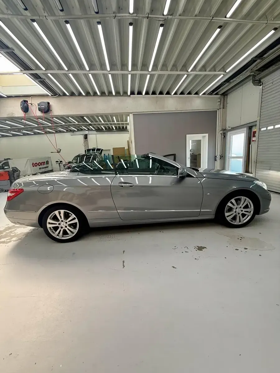 Gebraucht Mercedes E200 Avantgarde 184 PS (135 kW) 2012 Grau Cabrio