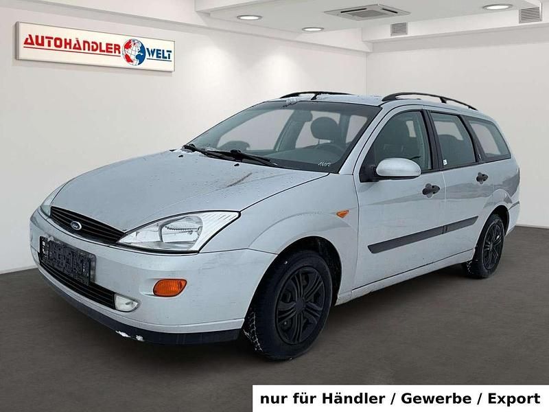 Gebraucht Ford Focus Ghia 101 PS (74 kW) 1999 Silber Kombi