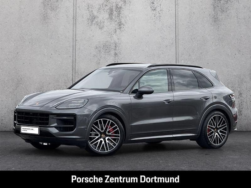 Grau Gebraucht 2024 Porsche Cayenne S SUV | 124.900 € (Etwas zu teuer) - Bild 1/4