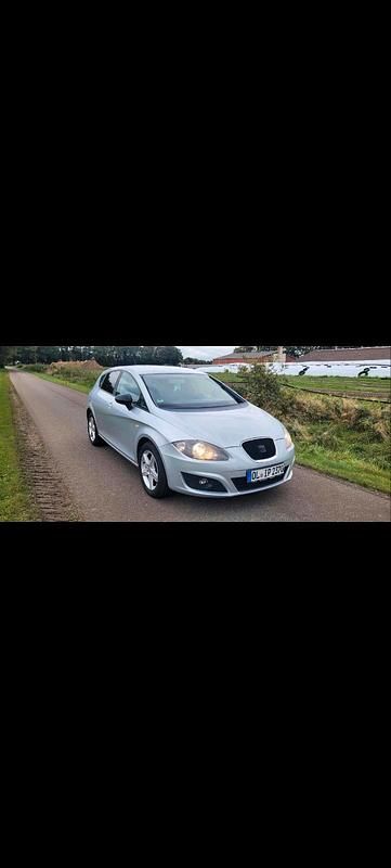 Gebraucht Seat Leon 105 PS (77 kW) 2011 Kleinwagen