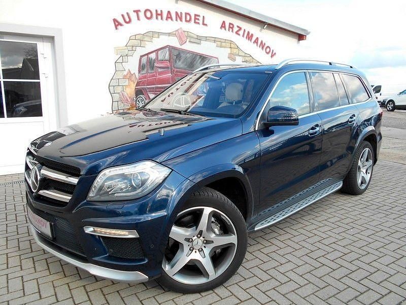 Blau Gebraucht 2013 Mercedes GL63 AMG AMG SUV | 35.599 € (Etwas zu teuer) - Bild 1/4