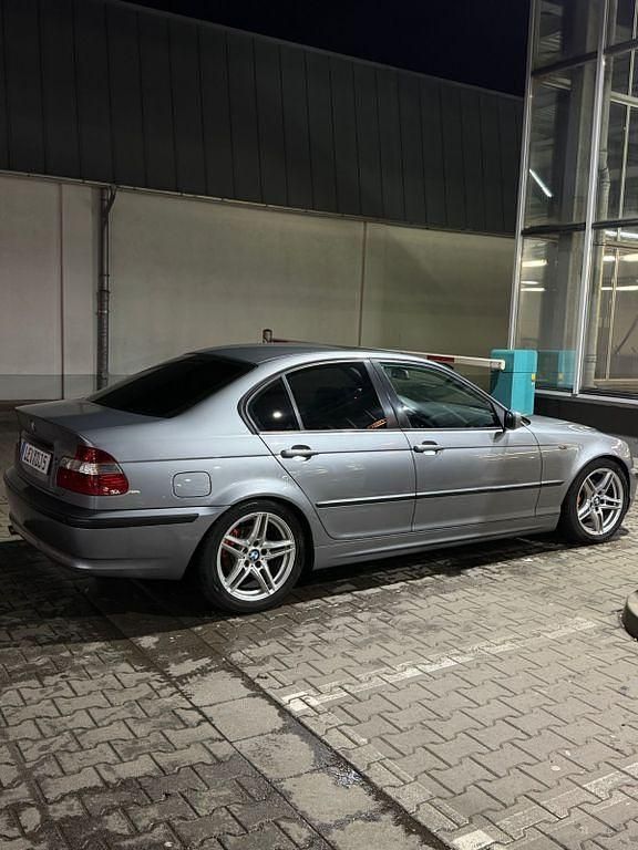 Gebraucht BMW 316 116 PS (85 kW) 2004 Silber Limousine