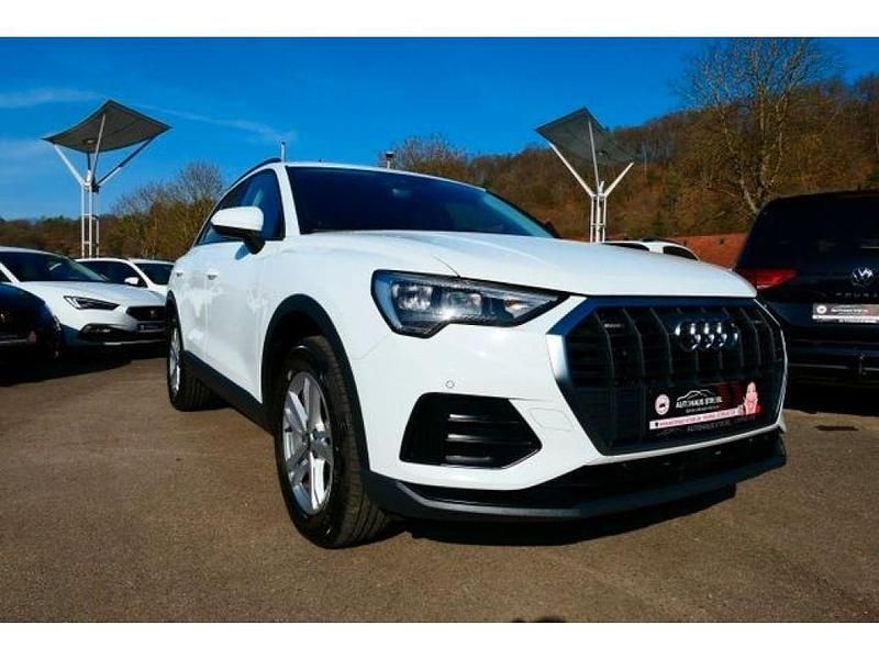 Gebraucht Audi Q3 190 PS (139 kW) 2020 Gletscherweiss (metallic) SUV