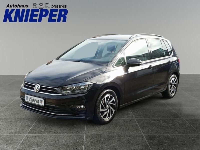 Deep black perleffekt Gebraucht 2018 VW Golf Sportsvan Join Van / Kleinbus | 14.980 € (Fairer Preis) - Bild 1/4