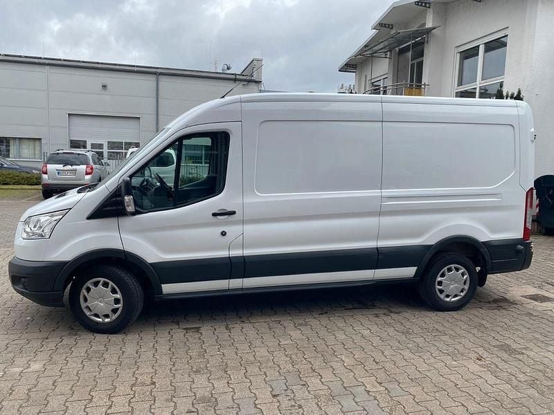 Gebraucht Ford Transit Trend 131 PS (96 kW) 2019 Frozen white Van / Kleinbus
