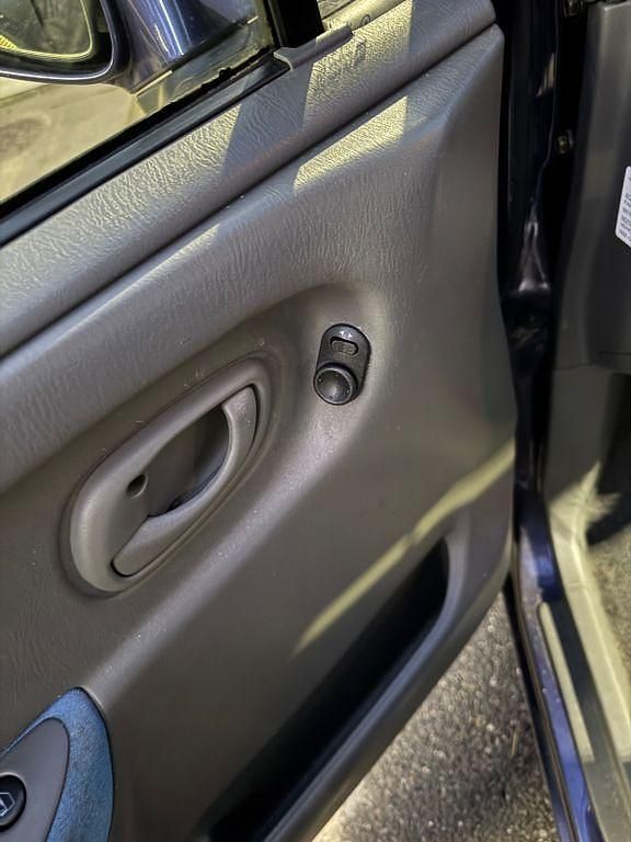 Gebraucht Opel Agila Comfort 75 PS (55 kW) 2001 Blau Van / Kleinbus