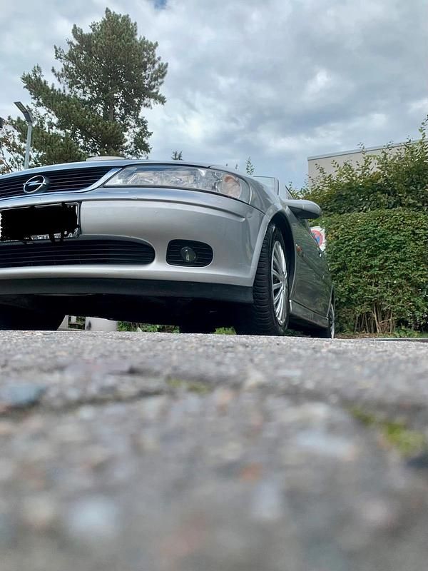 Gebraucht Opel Vectra 2001 Silber Limousine