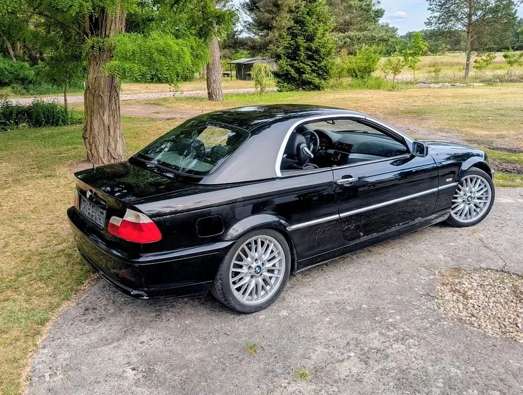 Gebraucht BMW 330 231 PS (169 kW) 2001 Schwarz Cabrio