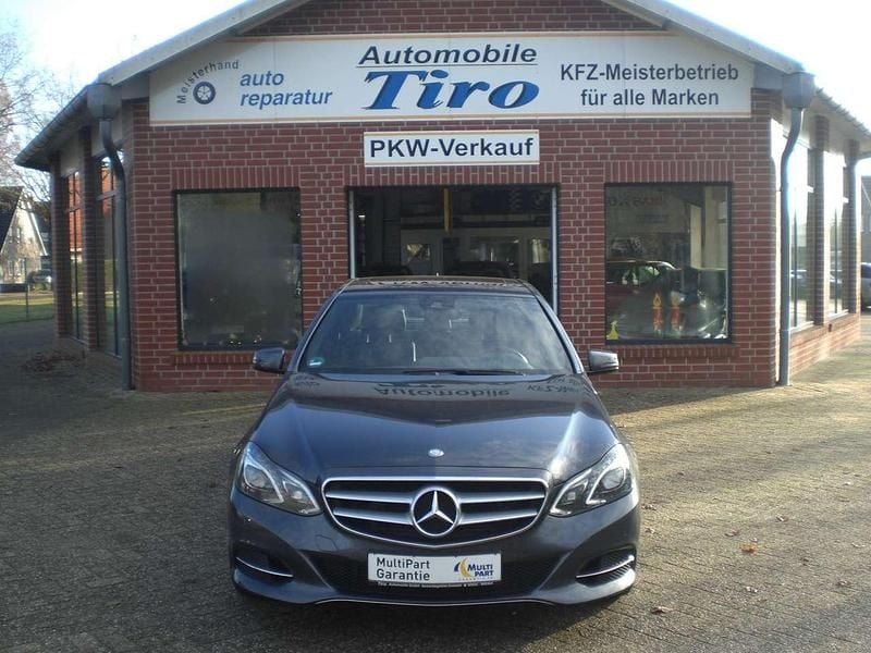 Gebraucht Mercedes E250 Avantgarde 204 PS (150 kW) 2017 Grau Limousine