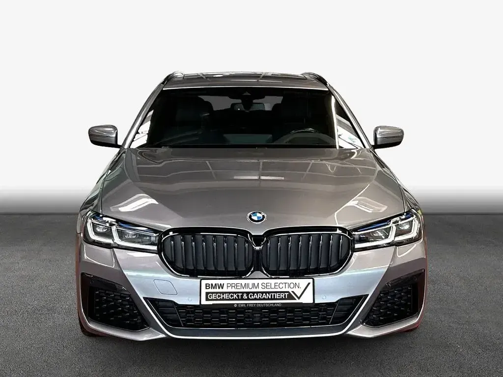 Gebraucht BMW 540 M Sport 340 PS (250 kW) 2023 Grau Kombi