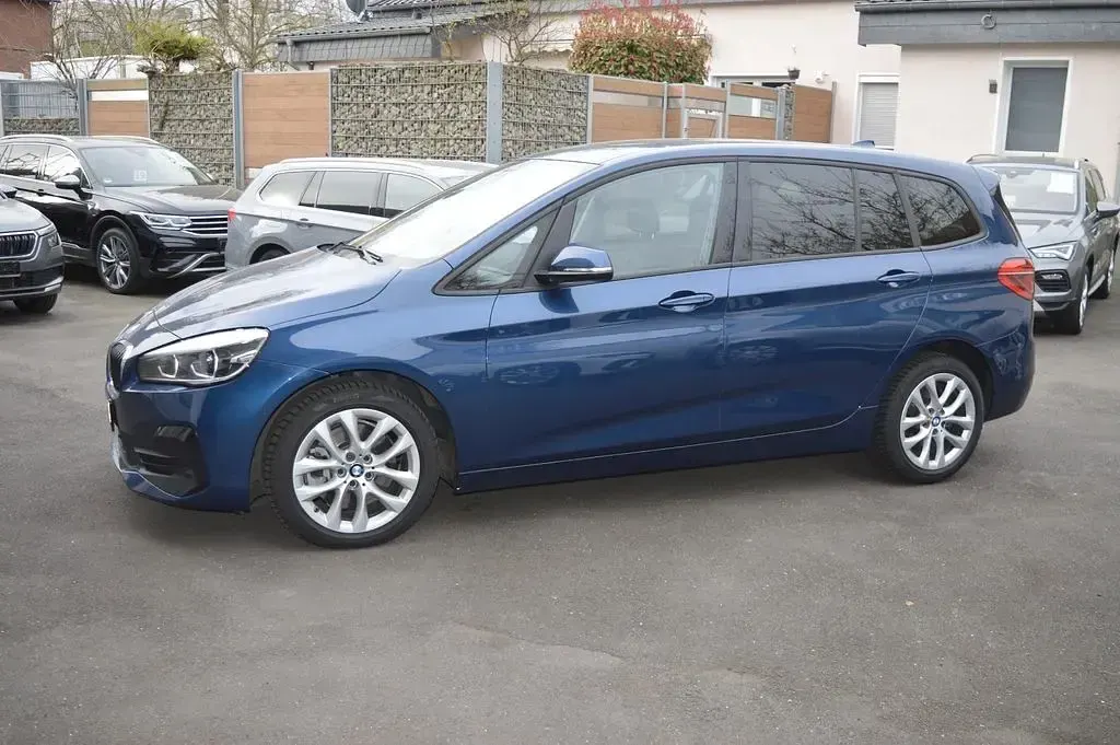 Gebraucht BMW 218 Gran Tourer Advantage 150 PS (110 kW) 2022 Blau Van / Kleinbus