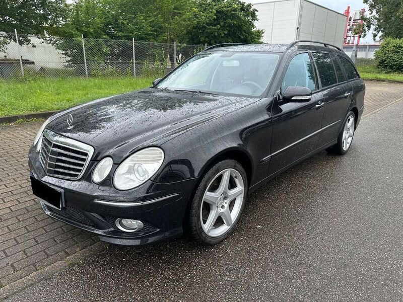 Schwarz Gebraucht 2008 Mercedes E500 AMG line Limousine | 9.900 € (Fairer Preis) - Bild 1/4