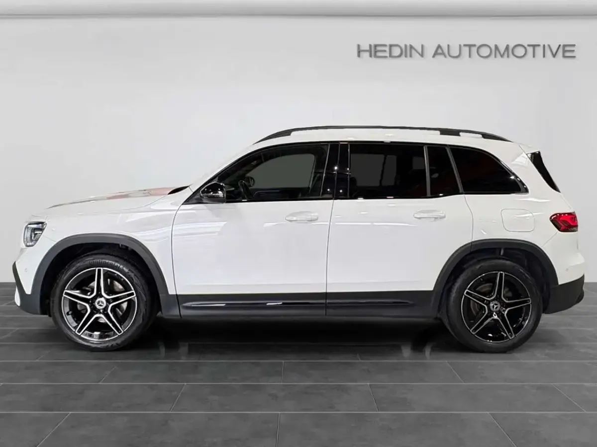 Gebraucht Mercedes GLB200 AMG 163 PS (119 kW) 2023 Weiß digitalweiß SUV