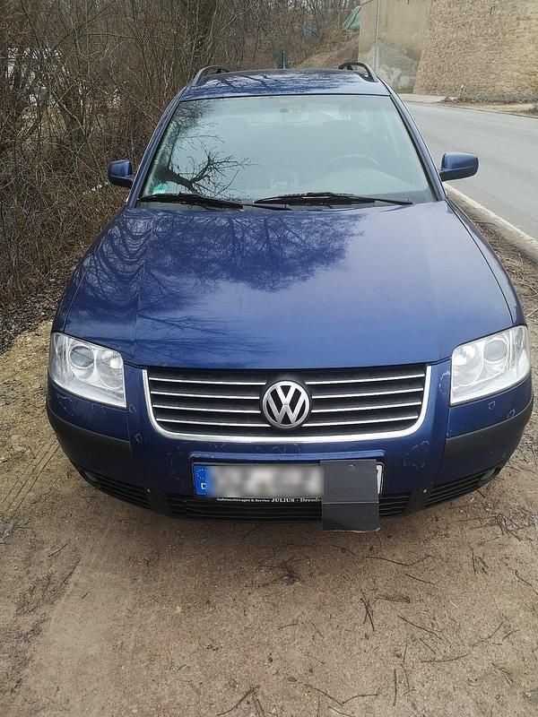 Gebraucht 2001 VW Passat Kombi | 500 € (Guter Preis) - Bild 1/3