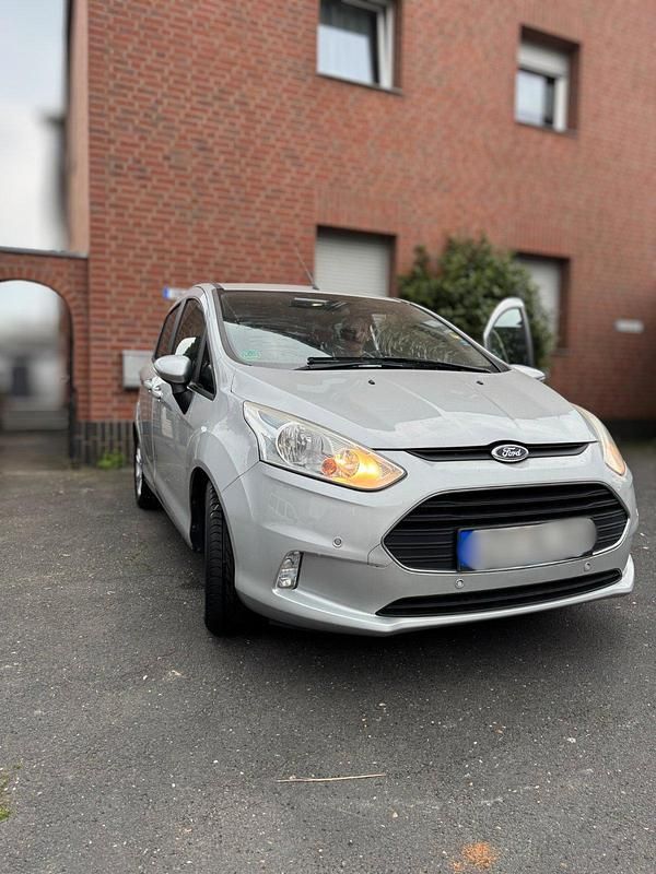 Second-hand Ford B-MAX 101 CP (74 kW) 2015 Gri Monovolum