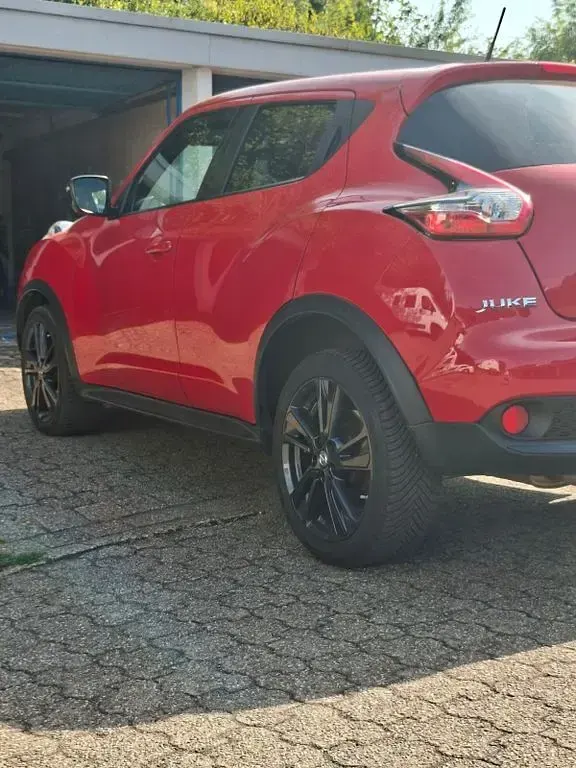 Gebraucht Nissan Juke Tekna 116 PS (85 kW) 2015 Rot SUV