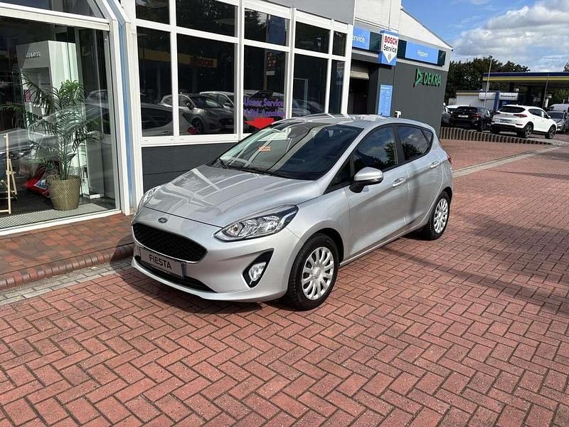 Moondust silver (metallic) Gebraucht 2017 Ford Fiesta Cool & Connect Kleinwagen | 12.900 € (Teuer) - Bild 1/4