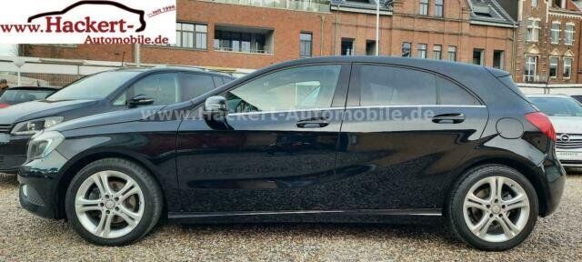 Gebraucht Mercedes A200 Urban 136 PS (100 kW) 2014 Schwarz Limousine