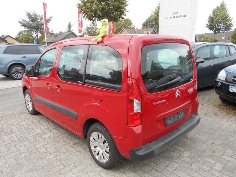 Gebraucht Citroën Berlingo 98 PS (72 kW) 2011 Farbe rot ardent/deckende lackie Van / Kleinbus