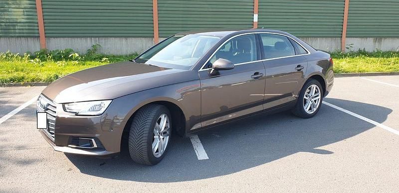 Braun Gebraucht 2017 Audi A4 Sport Limousine | 18.100 € (Fairer Preis) - Bild 1/4