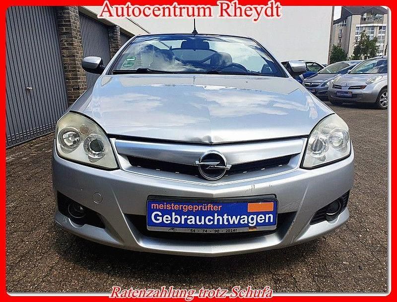 Gebraucht Opel Tigra 90 PS (66 kW) 2004 Silber Cabrio