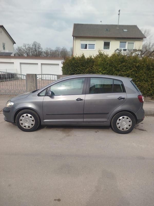 Gebraucht VW Golf IV 75 PS (55 kW) 2005 Grau Limousine