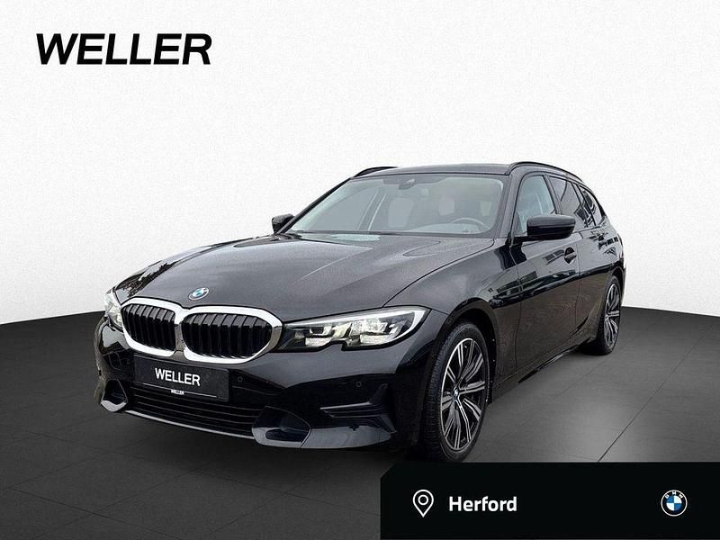Schwarz (schwarz) Gebraucht 2022 BMW 318 Shadowline Kombi | 27.490 € (Guter Preis) - Bild 1/4