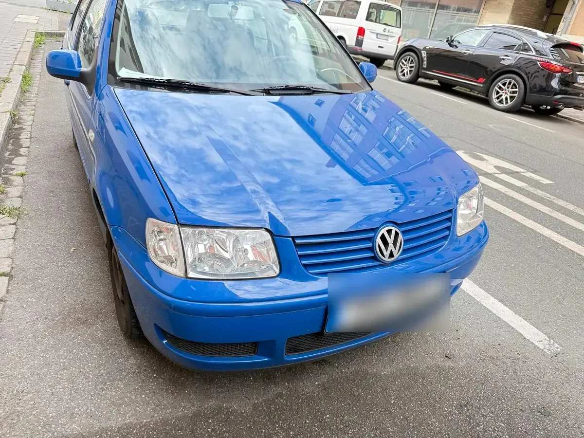 Gebraucht VW Polo 50 PS (36 kW) 2001 Blau Limousine