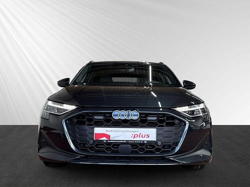 Gebraucht Audi A3 Sport 150 PS (110 kW) 2025 Manhattangrau metallic (grau) Limousine