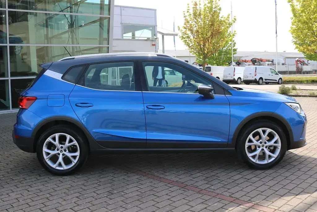 Gebraucht Seat Arona FR 110 PS (80 kW) 2024 Blau SUV