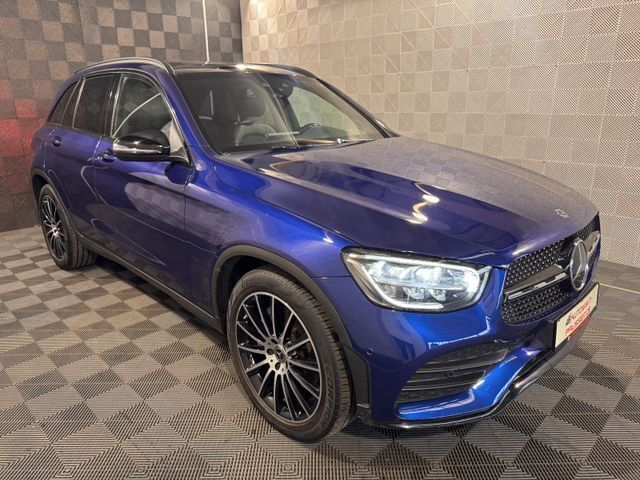 Blau Gebraucht 2020 Mercedes GLC220 AMG Limousine | 36.950 € (Fairer Preis) - Bild 1/4