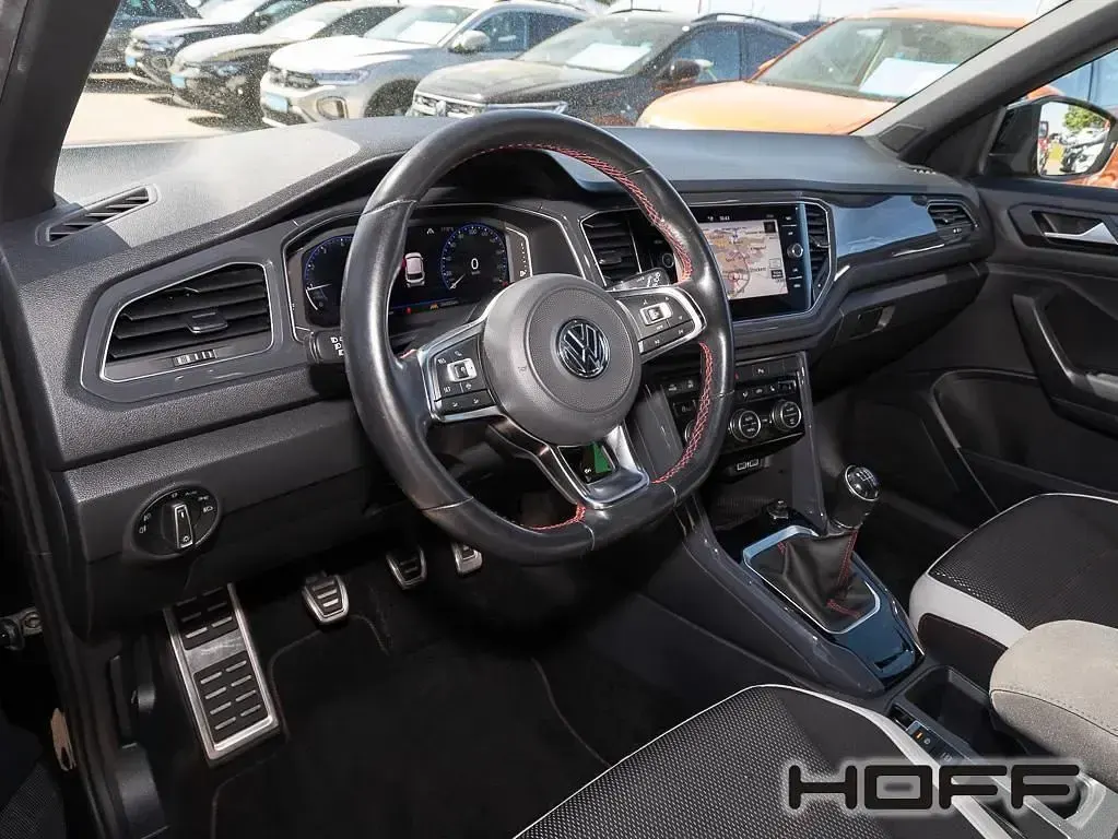 Second-hand VW T-Roc Sport 150 CP (110 kW) 2019 Negru SUV